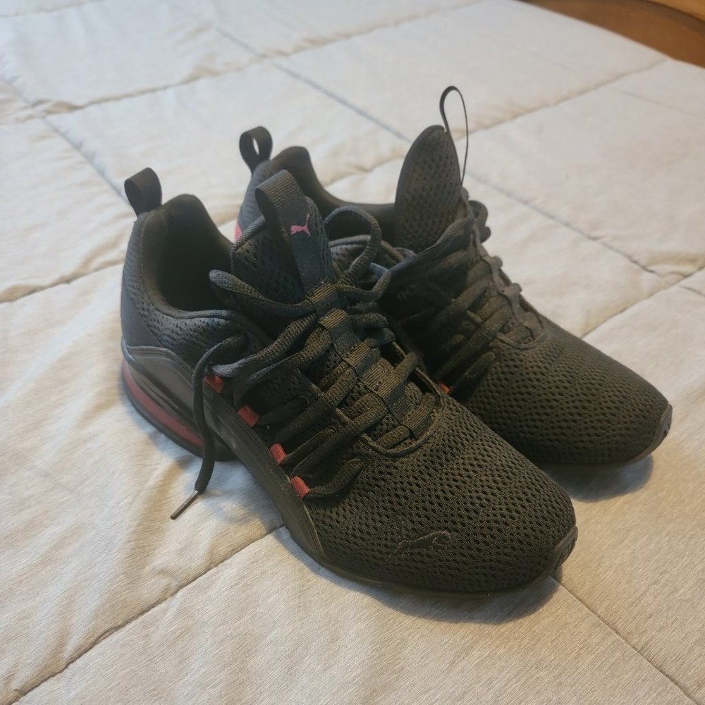Puma Axelion Sneaker - Men's - Black and Red, Size 10.5